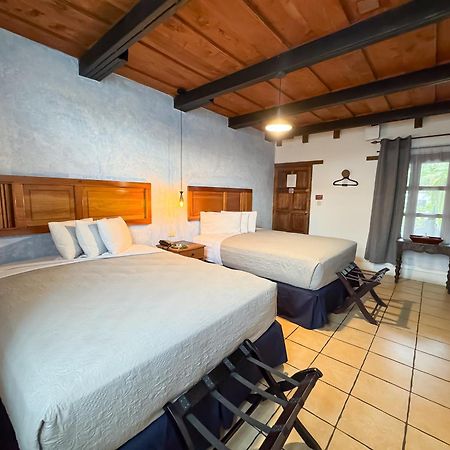 Hotel Cacique Real Antigua Extérieur photo