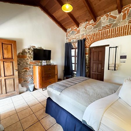 Hotel Cacique Real Antigua Extérieur photo