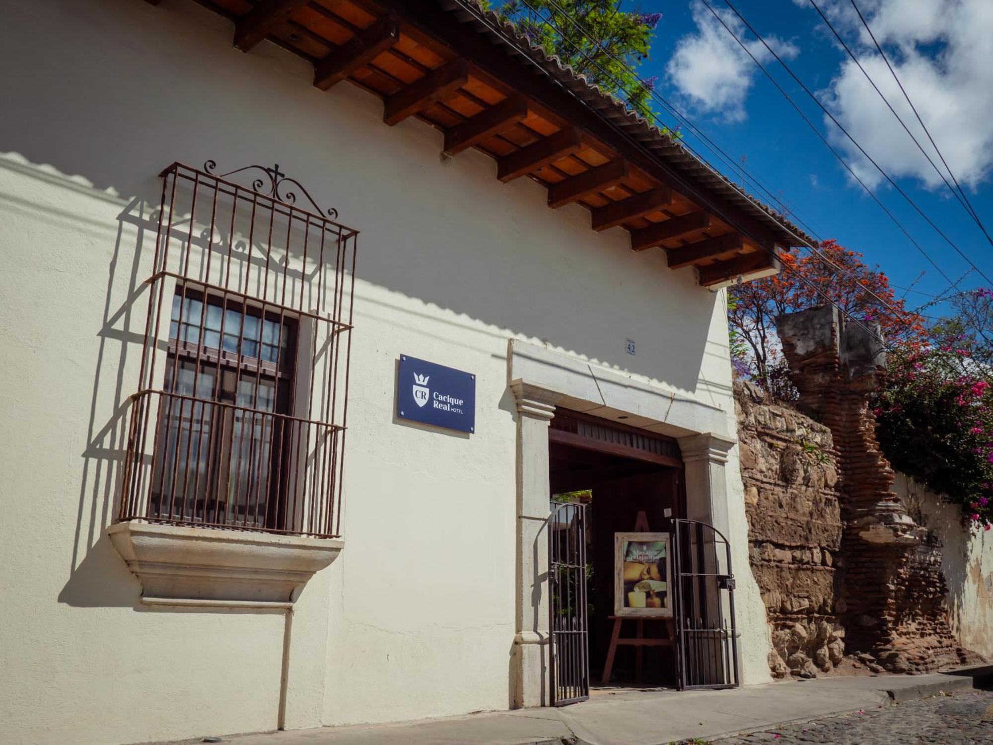 Hotel Cacique Real Antigua Extérieur photo