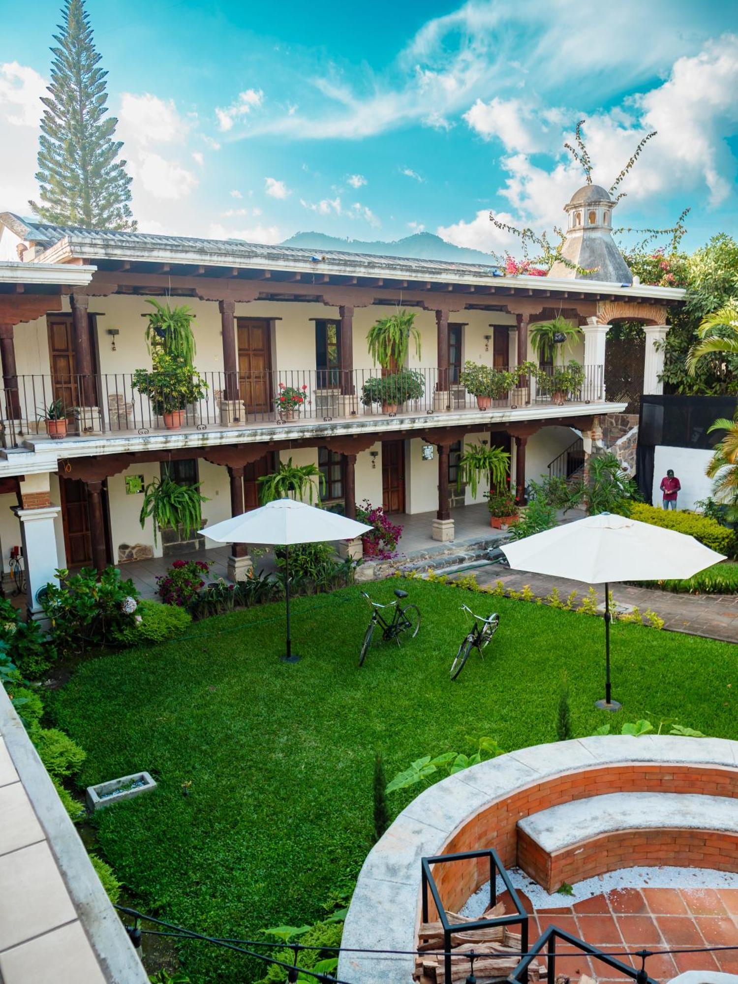 Hotel Cacique Real Antigua Extérieur photo